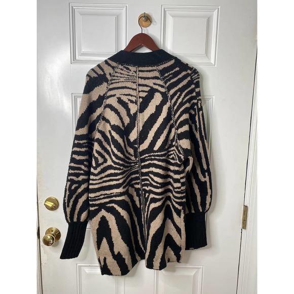 AFRM Fulton Sweater Brown/Noir Zebra Size M/L NWT - Picture 6 of 6